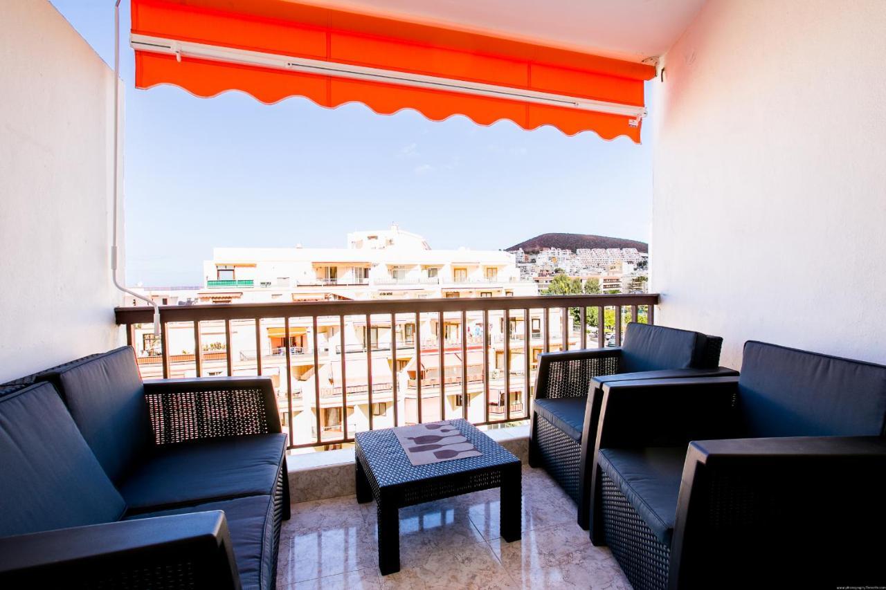 Los Cristianos Guayero Apartment ภายนอก รูปภาพ