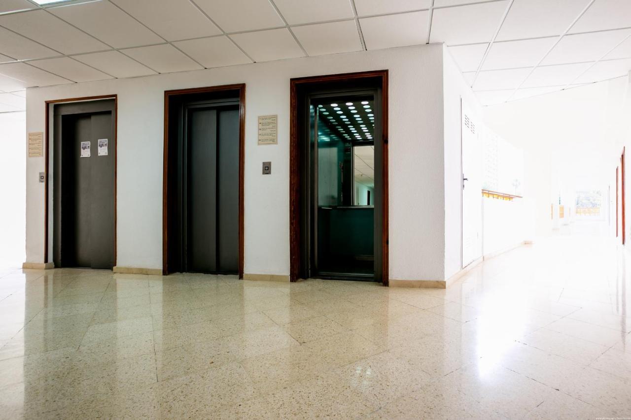 Los Cristianos Guayero Apartment ภายนอก รูปภาพ